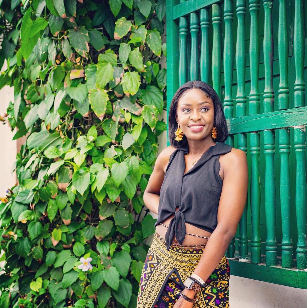 Meet your Posher, Cee